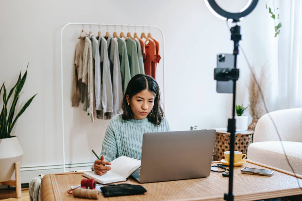 Content Writing: A Definitive Guide 13 Images and Videos